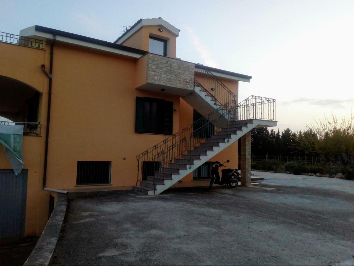Apartmán Le Rose Olmedo Exteriér fotografie